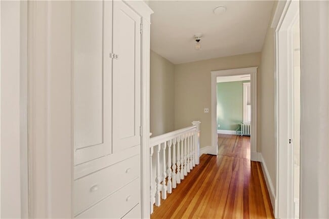 Building Photo - 7 Warner Pl