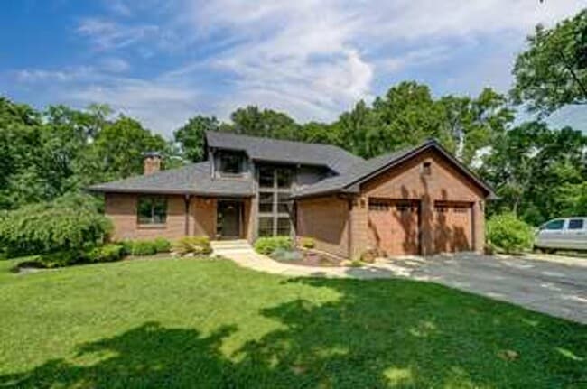 Building Photo - Beautiful Home in Cincinnati!!