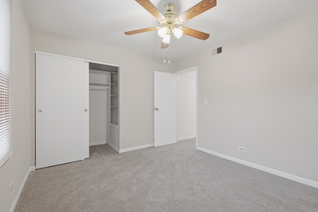 Building Photo - 1746 Sessions Walk