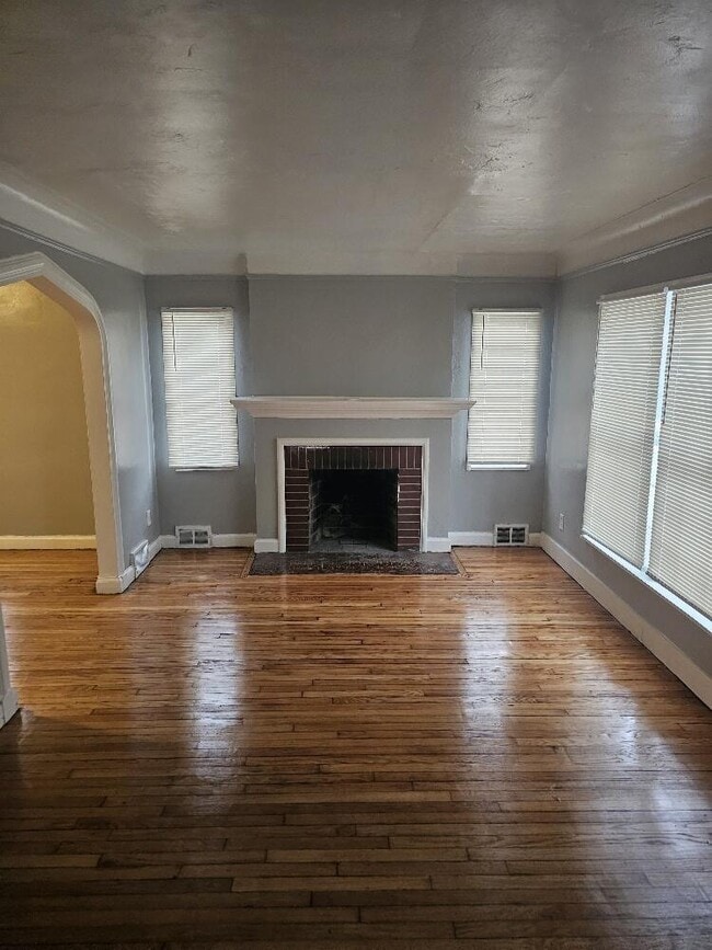 Building Photo - 9717 Balfour Rd