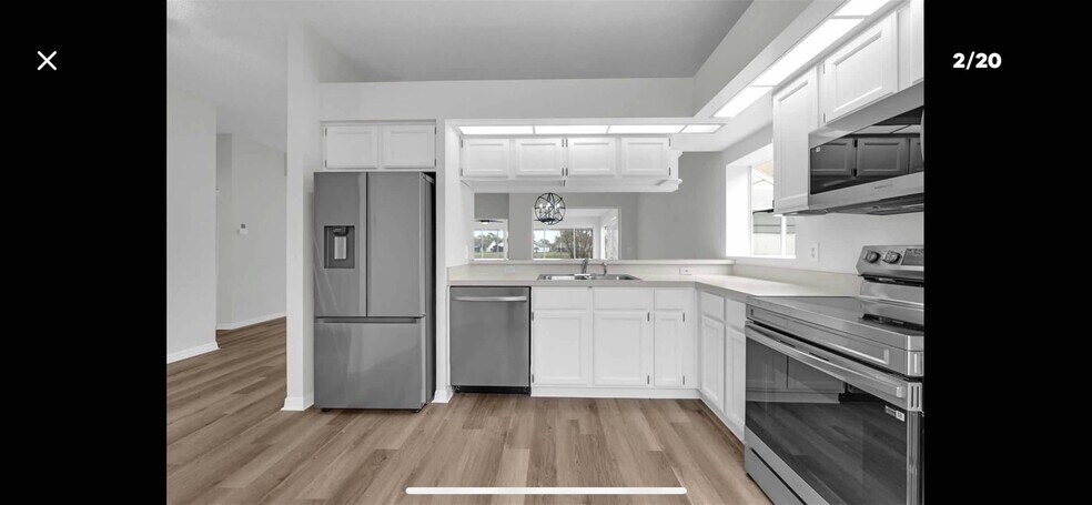 Building Photo - 5669 Parkview Lake Dr