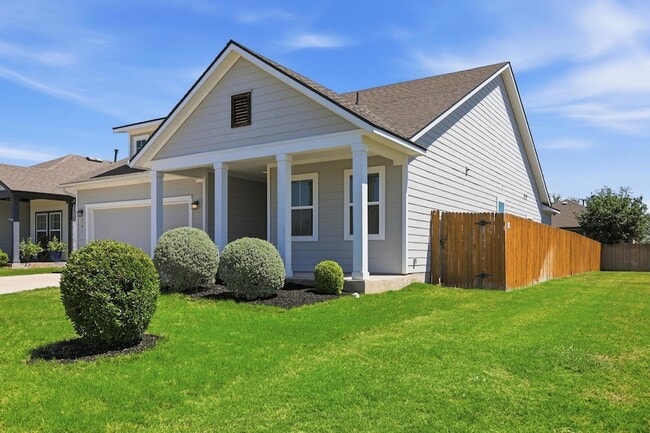 Building Photo - 103 Trailside Ln