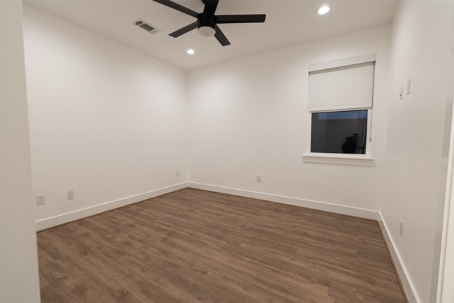 Building Photo - 1206 Hamblen St