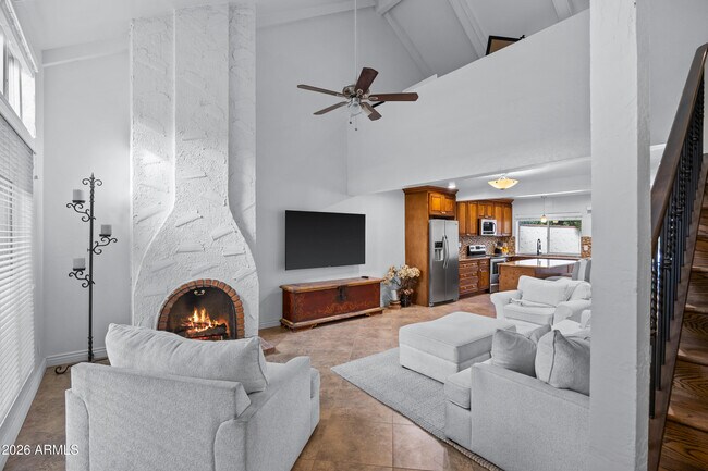 Building Photo - 7118 E Buena Terra Way