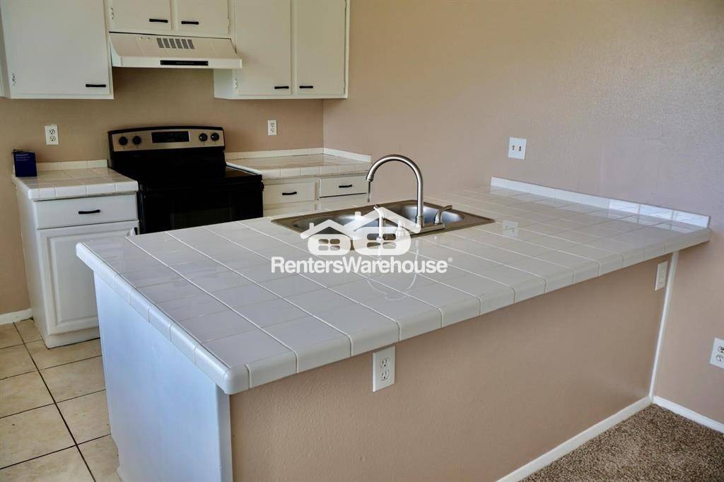 Building Photo - 14054 Towneway Dr