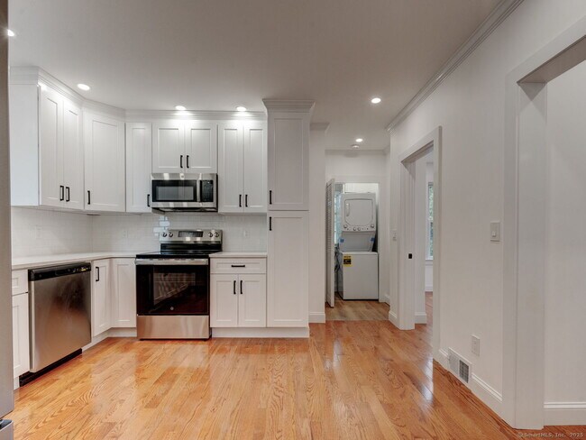 Building Photo - 44 Wallace Row