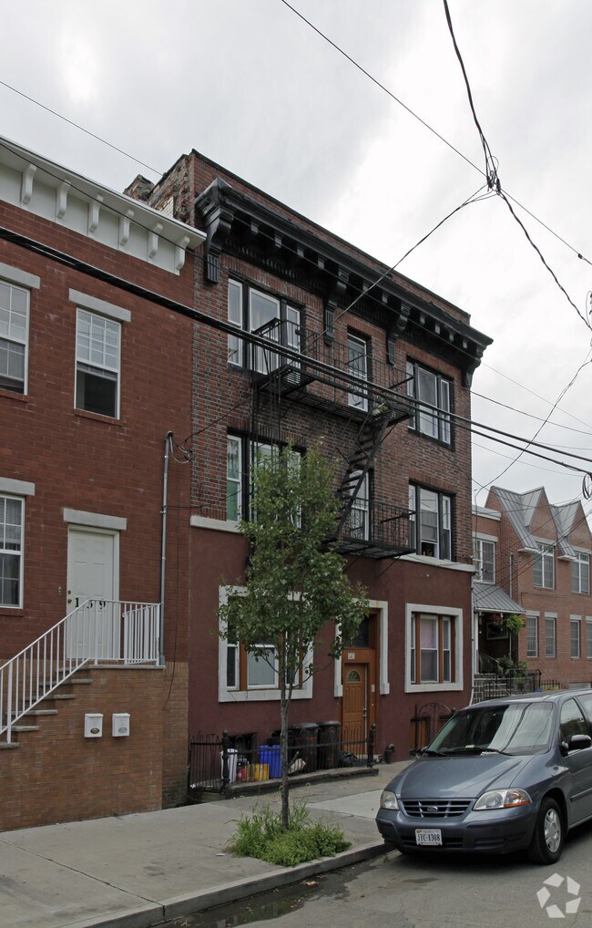 Building Photo - 143 Lafayette St
