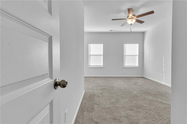 Building Photo - 5108 City Walk Dr