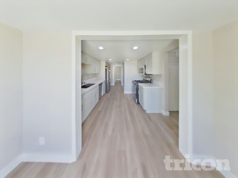 Building Photo - 3181 Arville St