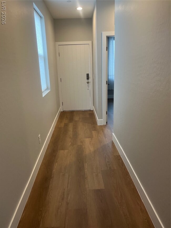 Building Photo - 2455 Calestano Ave