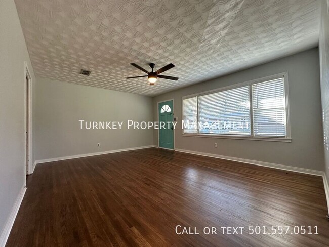 Building Photo - 708 N Charles St