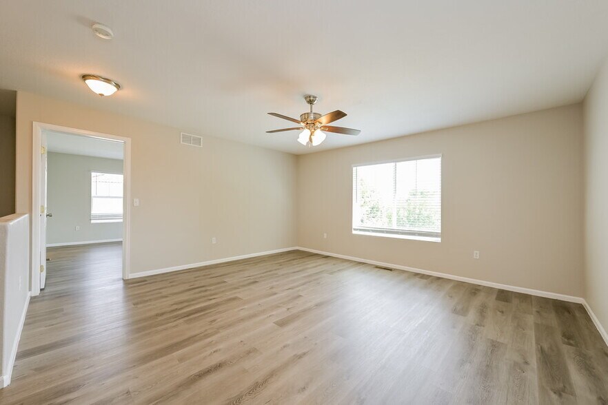 Building Photo - 5588 Jebel Ct