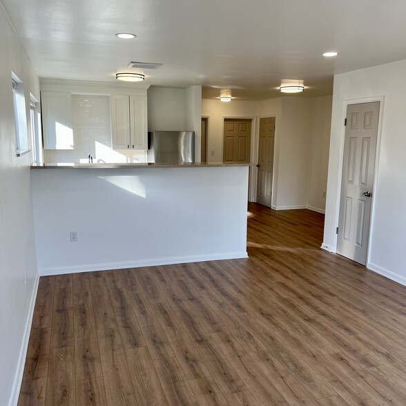 Building Photo - 5650 Macey Ave