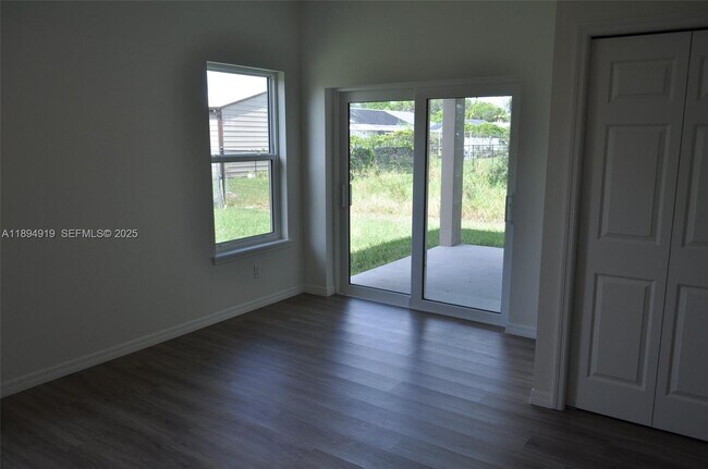 Building Photo - 4123 Mandarin Rd