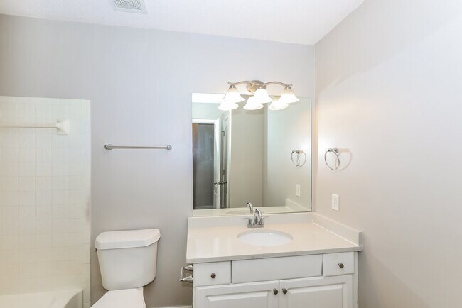 Building Photo - 275 Eagle Way