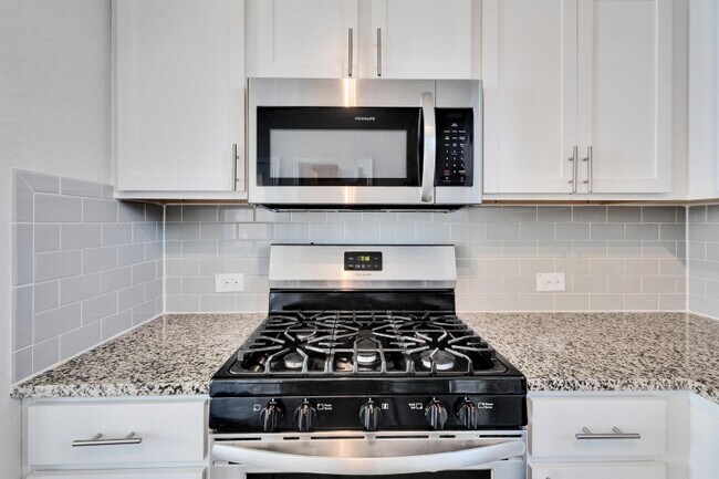 Building Photo - 2014 Arborside Dr