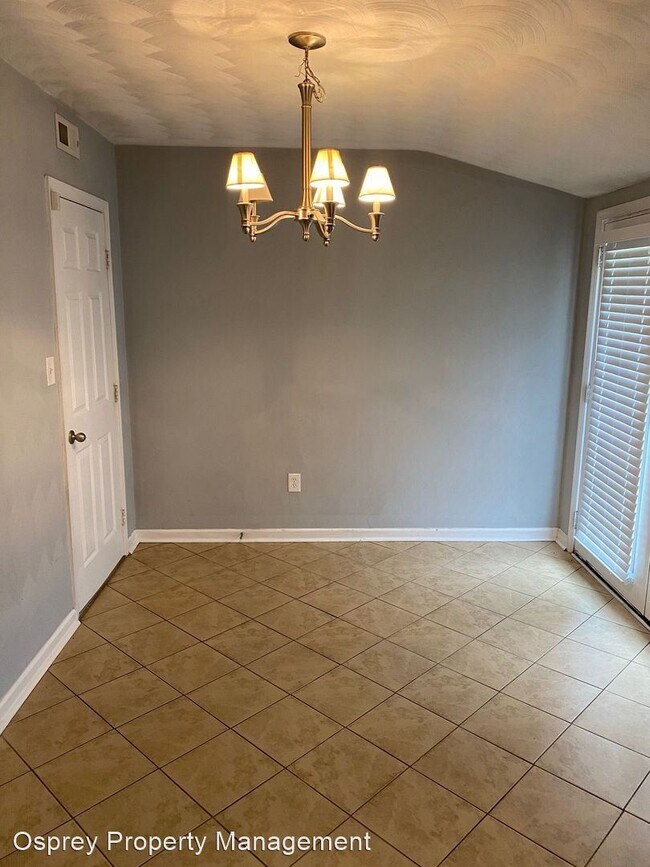 Building Photo - 4 br, 2 bath House - 6209 Ball Ave Procure