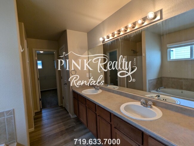 Building Photo - 6295 Laurel Grass Range Trail