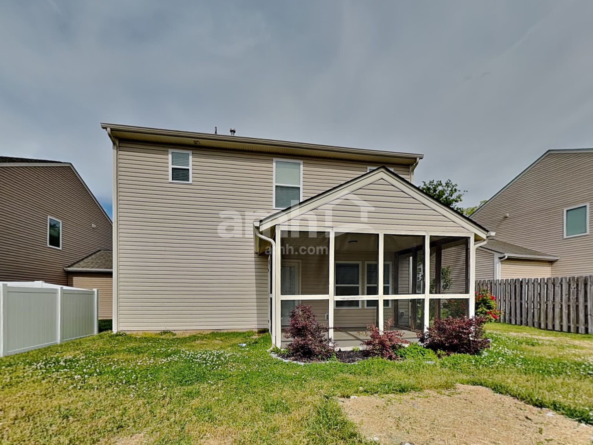 Building Photo - 9611 Cayenne Dr