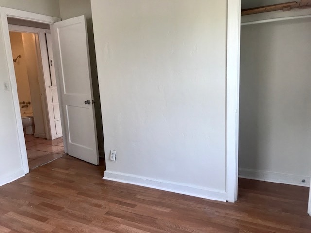 Building Photo - GULFPORT 1 BED DUPLEX