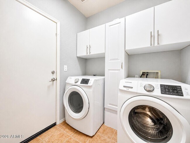 Building Photo - 40011 N Panther Creek Ct