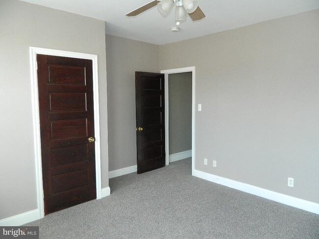 Building Photo - 4501 Princeton Ave