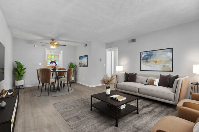 Living Room - Abby Ridge Apartment Homes 3136 M.L.K. Jr ...