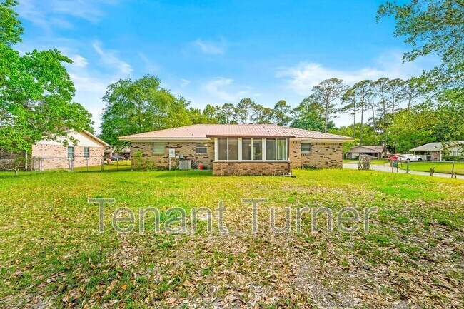 Building Photo - 329 Springdale Cir