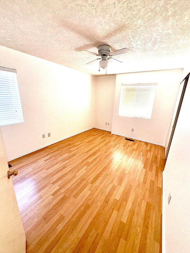Building Photo - 7039 Casa Elena Dr NE