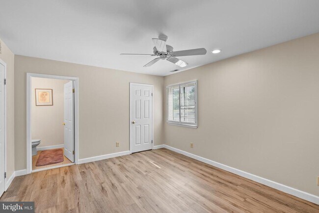 Building Photo - 2516 Eagle Row