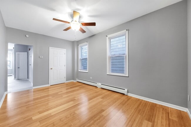 Building Photo - 230 Princeton Ave