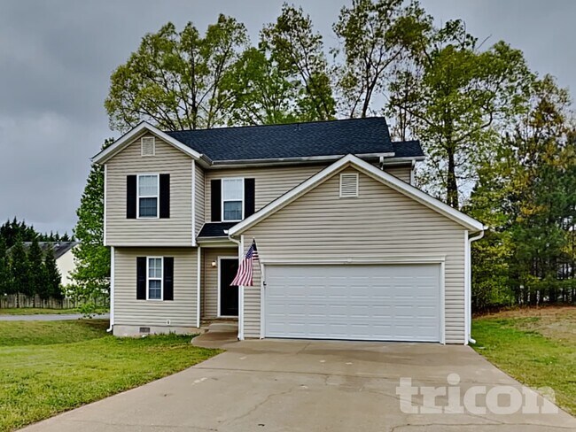 Building Photo - 701 St Charles Ave