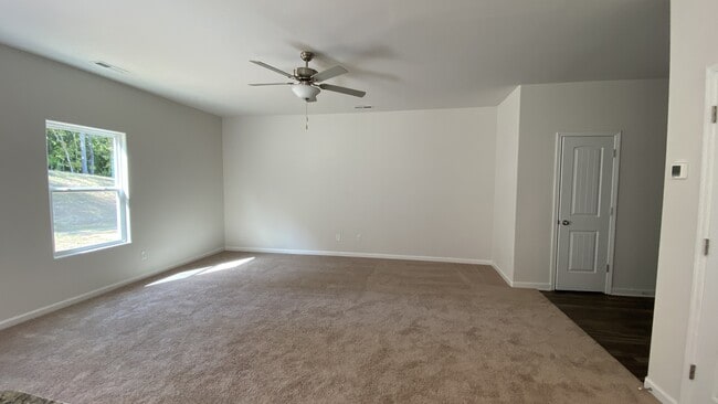 Building Photo - 6221 Ahoskie Dr