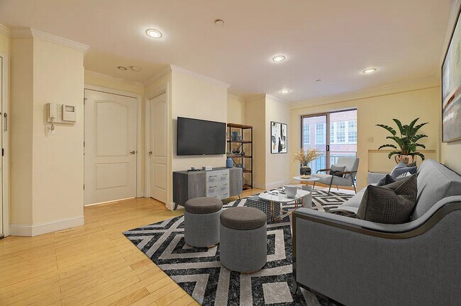 Building Photo - 143 Mulberry Street