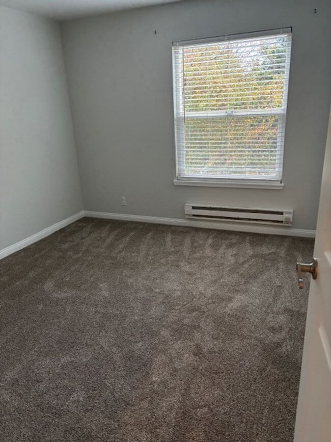 Building Photo - 1085 Murrieta Blvd