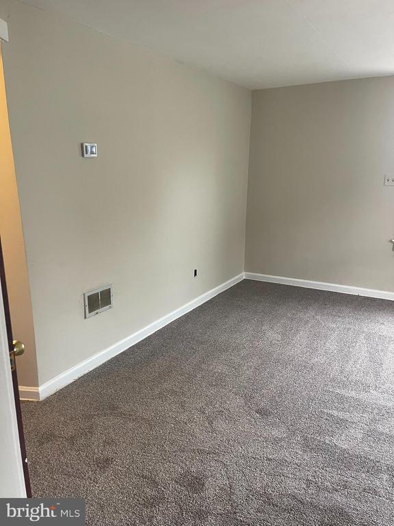 Building Photo - 1007 Highland Ave