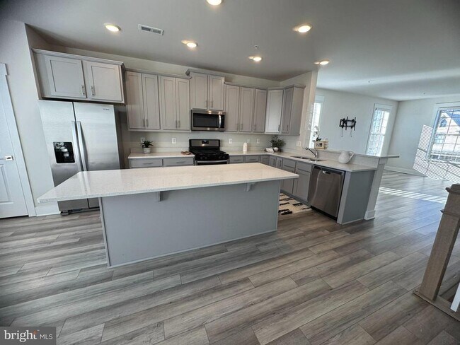 Building Photo - 7919 Wormans Mill Rd