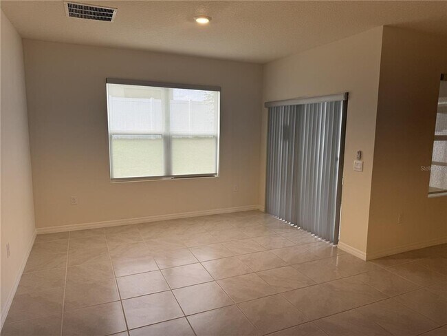 Building Photo - 1061 Fig St