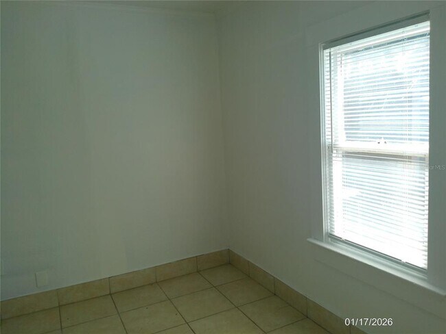 Building Photo - 1148 Oakhill St