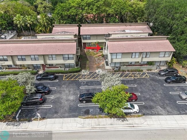 Building Photo - 2590 Coral Springs Dr