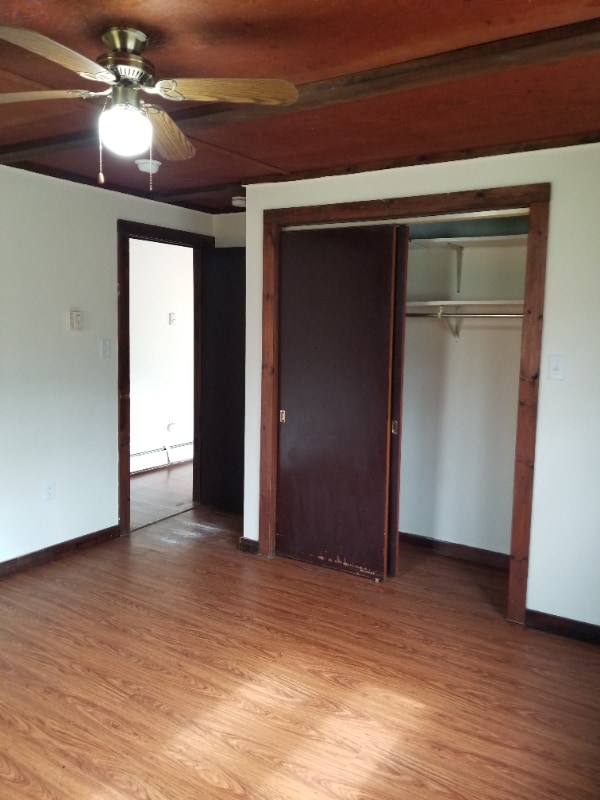 Building Photo - 204 Sellersville Dr