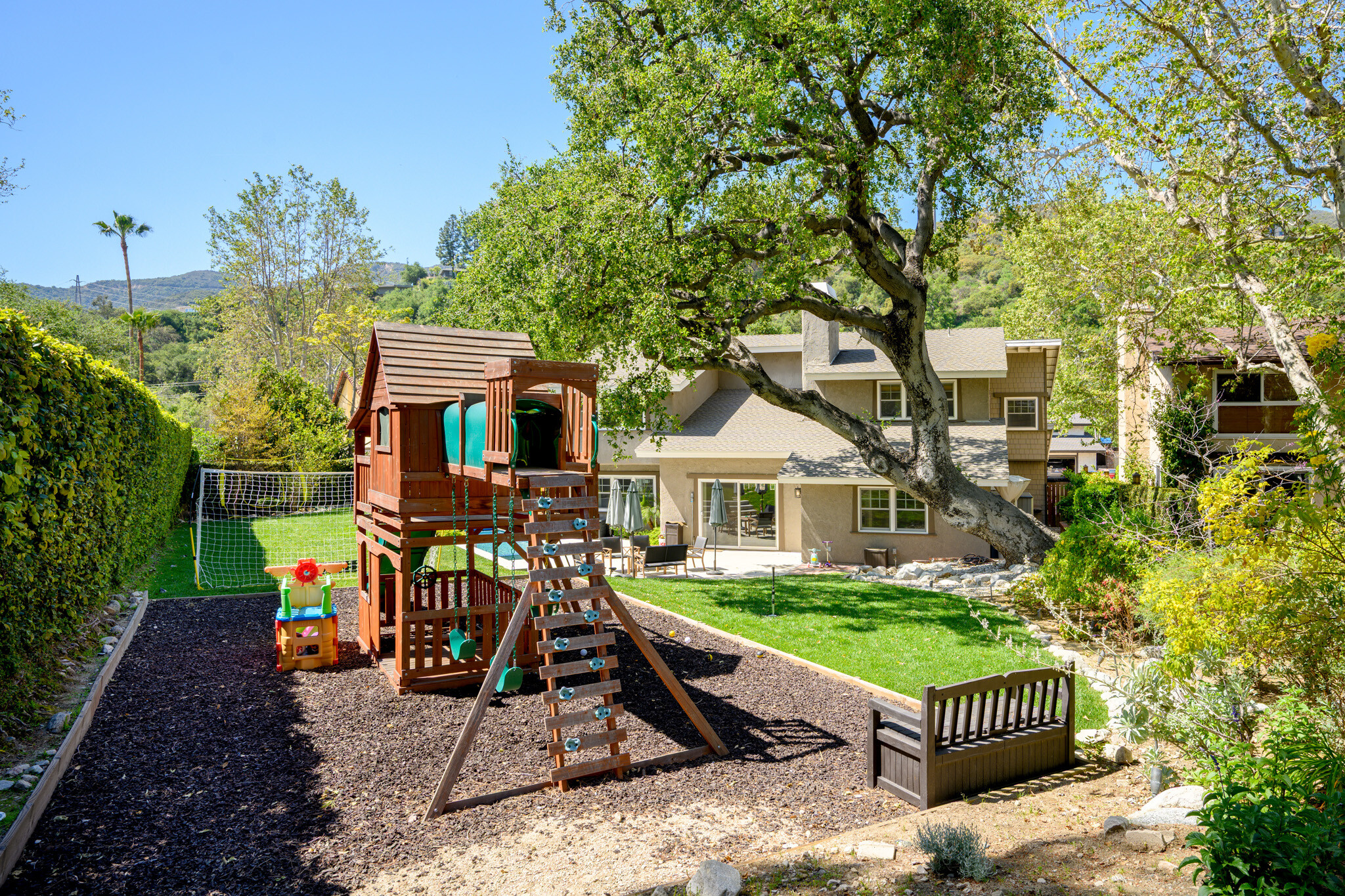 Building Photo - 3303 Park Vista Dr