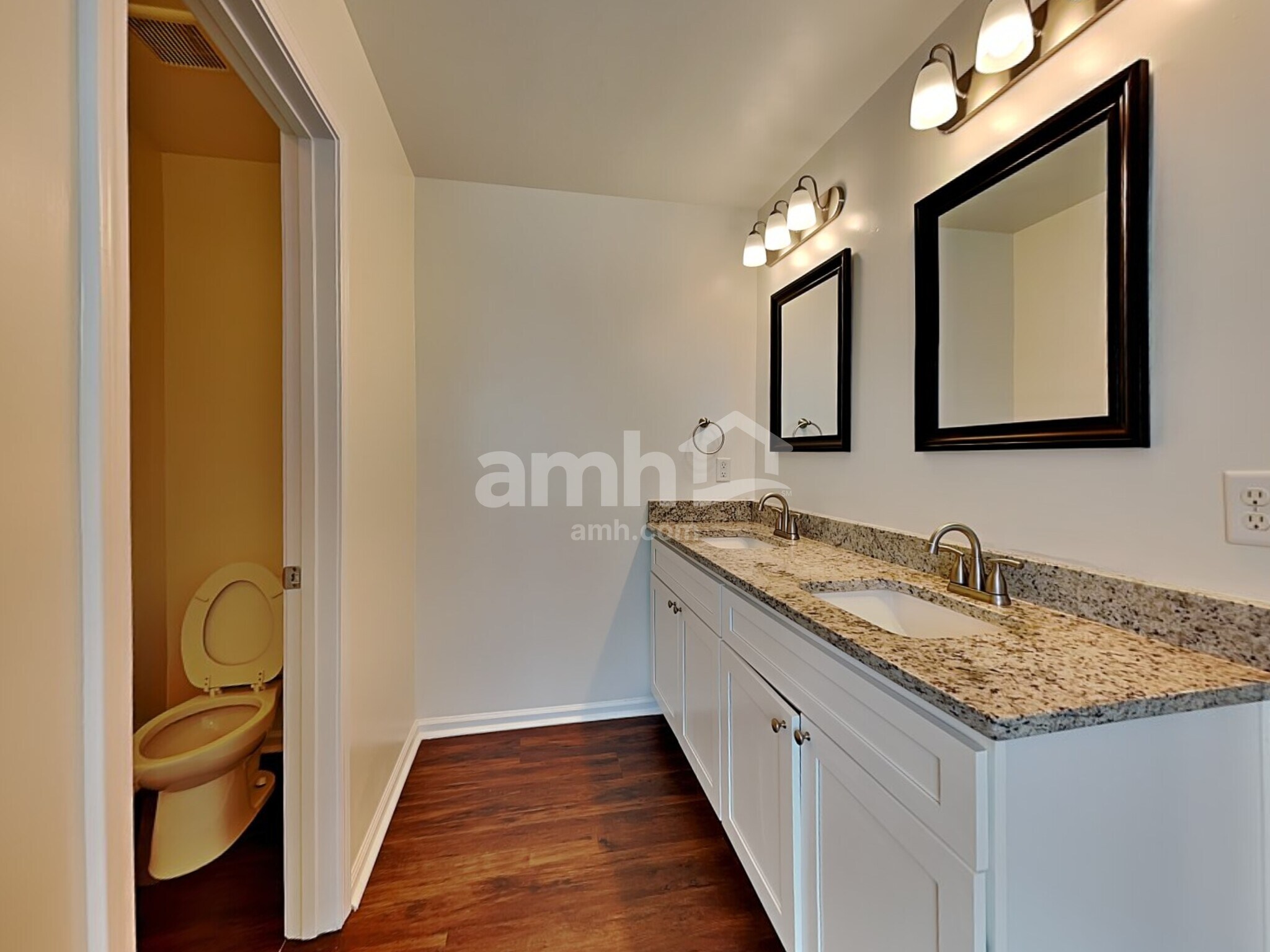 Building Photo - 130 Dunnsmore Dr