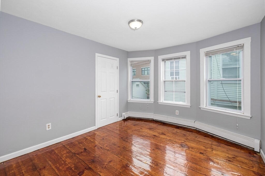 Building Photo - 10 Kilby St