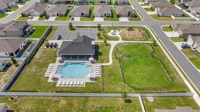 Building Photo - 5826 SW 83rd Ln