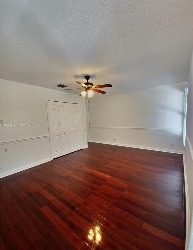 Building Photo - 7044 Brunswick Cir