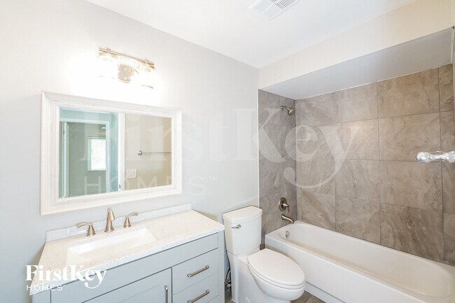 Building Photo - 1304 Wilmette St