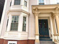 Building Photo - 41 Monmouth St