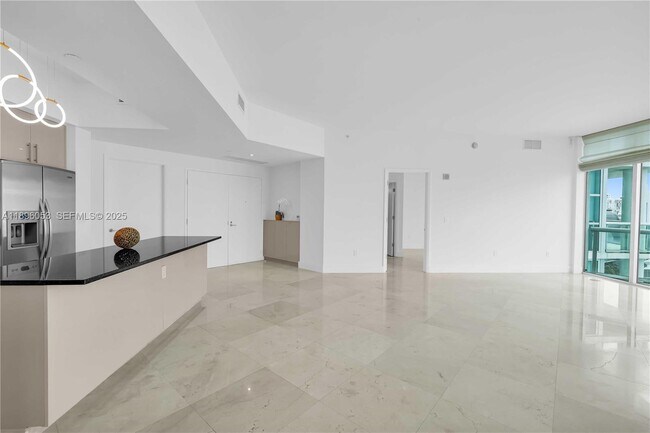 Building Photo - 3131 NE 188th St