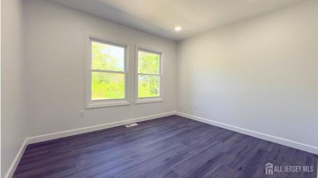 Building Photo - 412 Ryders Ln
